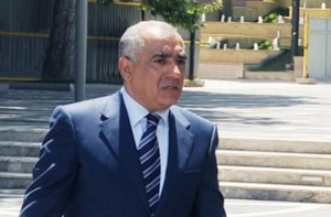 azerbaycanin-bas-naziri-vezifesine-getirilen-eli-esedov-kimdir-tercumeyi-hal