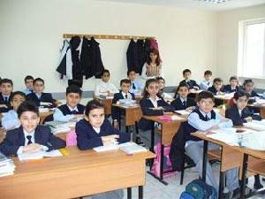 mektebden-yayinanlar-ve-buna-mehel-qoymayanlar-tehsil-icbari-olmalidirmi