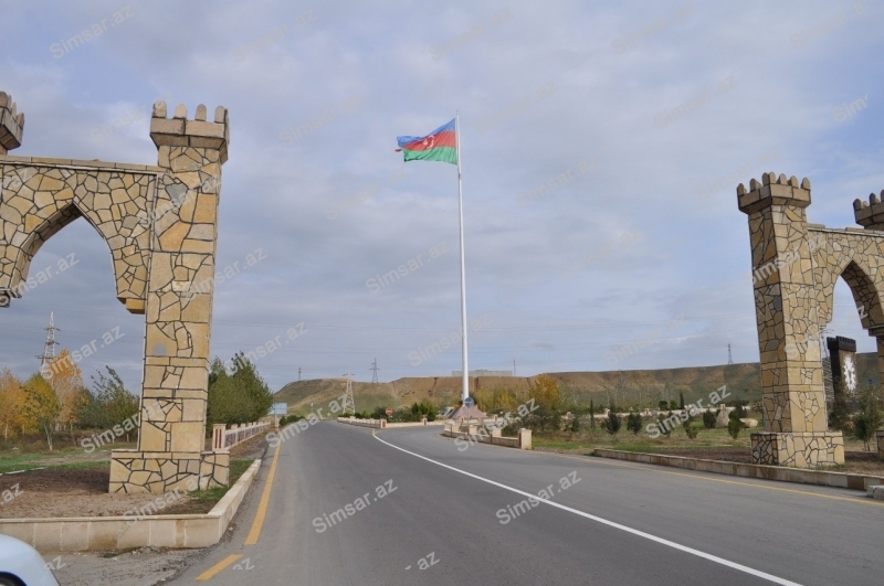 haciqabulda-avtobus-ve-yuk-avtomobilleri-istehsali-zavodunun-temeli-qoyuldu
