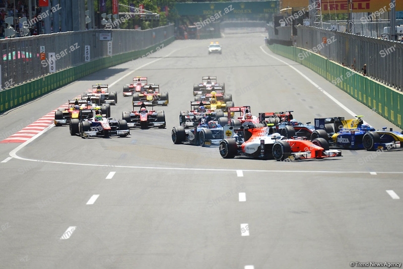 formula-1-komandalari-artiq-bakidadir