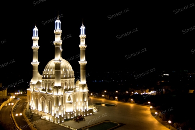 bakinin-dord-minareli-mescidinden-fotoreportaj-video