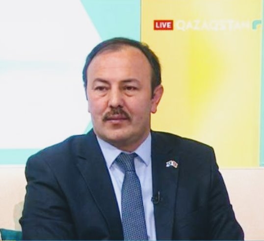 ekber-qosali-yazir-bizim-qaziler