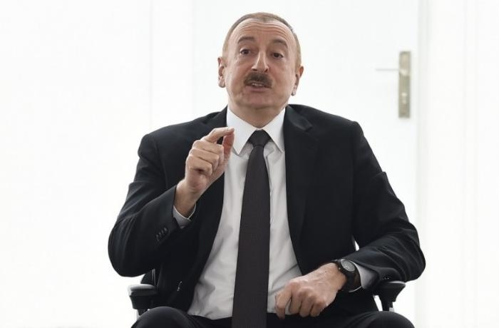prezident-biz-doyus-meydaninda-tarixi-edaleti-berpa-edirik