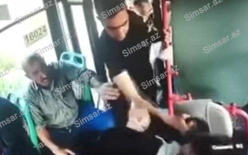 bakida-avtobus-surucusunu-sukan-arxasinda-doyduler-video