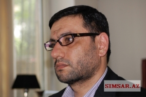 haci-sahin-yazir-ne-kisi-ucaligi-ne-qadin-alcaqligi