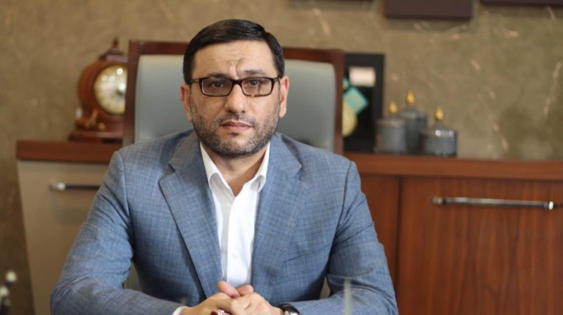 haci-sahin-hesenli-yazir-heqiqet-ve-edalet