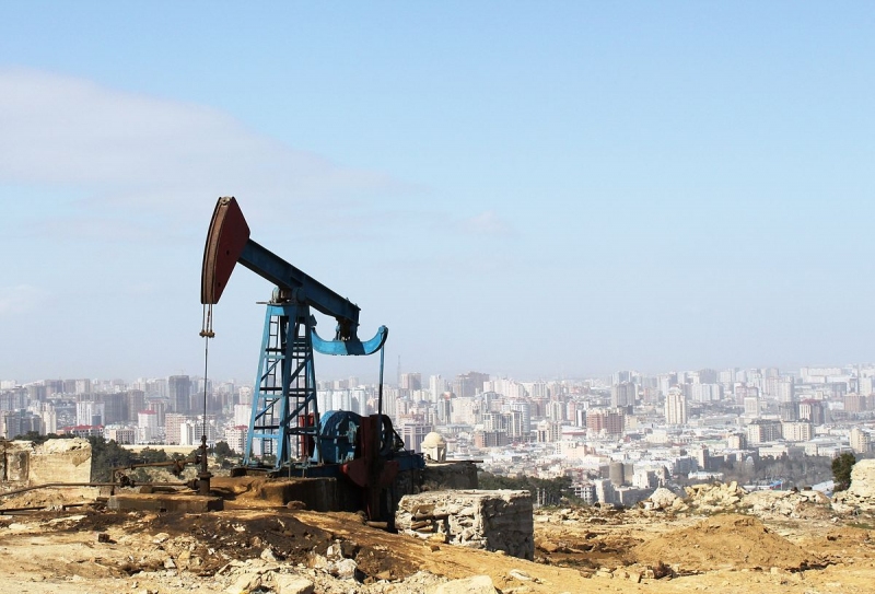 azerbaycan-nefti-3-bahalasib