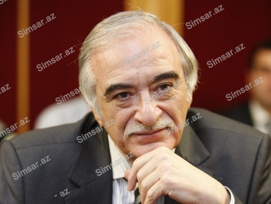 fuad-abbasov-polad-bulbulogluna-tesekkur-edib