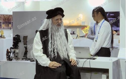leonardo-da-vincinin-robotu-hazirlanib-3-dil-bilir