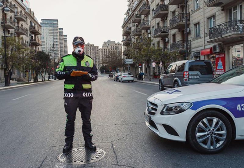 bakida-bezi-yerlerde-polis-postlari-goturuldu