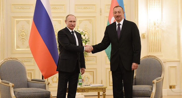 ilham-eliyev-vladimir-putine-zeng-etdi