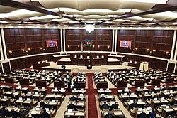 milli-meclisin-16-deputatina-xidmeti-avtomobil-verilecek-siyahi