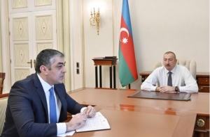 prezident-ilham-eliyev-ramin-quluzadeni-qebul-edib