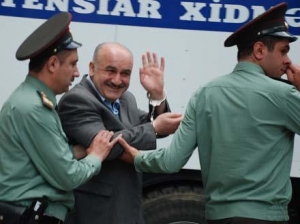 polis-arif-hacilini-saxladi