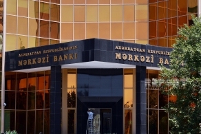 azerbaycanda-banklar-bazar-gunu-de-isleyecek