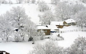 azerbaycanda-qar-yagdi
