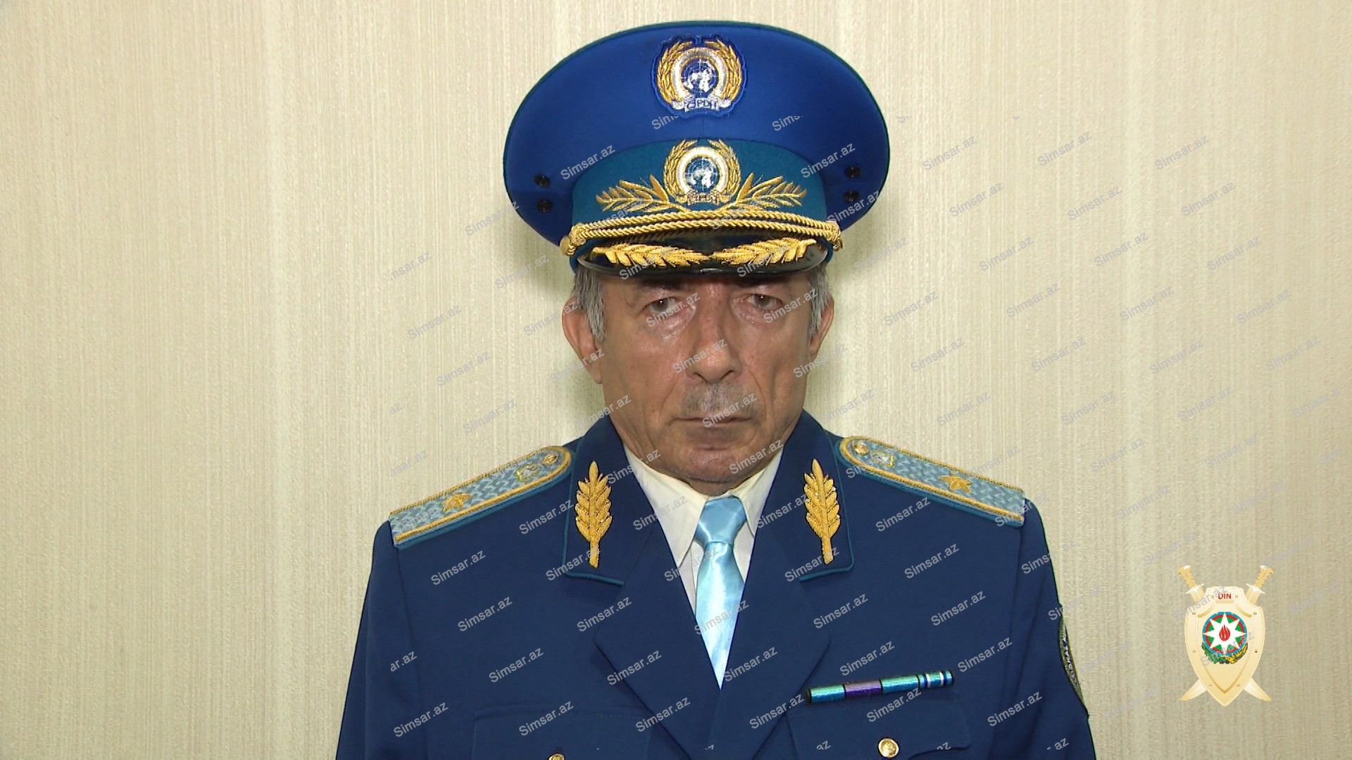 deleduzluqla-mesgul-olan-general-saxlanilib-foto