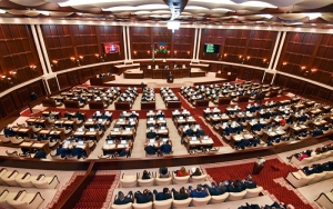 milli-meclisin-komite-sedrleri-secilib-siyahi