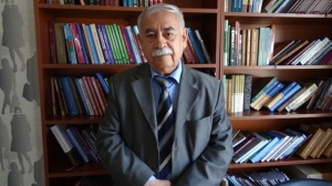 prezident-aydin-kazimzadeye-menzil-bagisladi