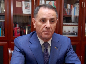 novruz-memmedov-istefa-erizesini-prezidente-teqdim-edib