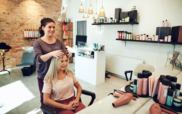 heftesonlari-magaza-ve-gozellik-salonlari-da-isleyecek