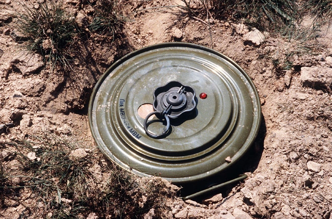 tank-eleyhine-minalar-tapildi-anama