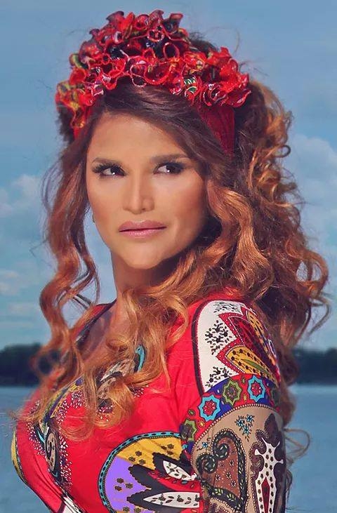 xumar-qedimova-men-ozum-cekim-video-foto