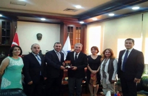 izmirde-baki-parki-acila-biler