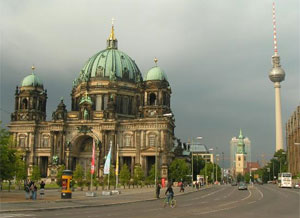 azerbaycanlilarin-berlinde-numayisi