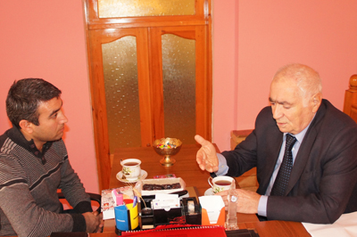 vahid-eziz-quotilham-perisi-ne-melekdir-ne-bayqusquot