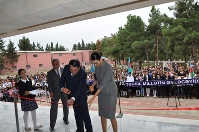 tovuz-seherinde-yeni-mektebin-acilisi-olub