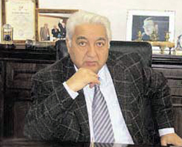 arif-pasayev-ilin-elm-adami-oldu