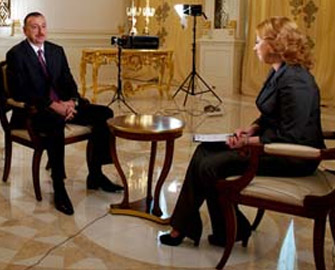 ilham-eliyev-uc-idman-novu-ile-mesguldur