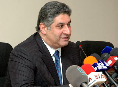 azad-rehimov-boyuk-sor-adlanan-erazide-65-min-neferlik-stadionun-layihesi-parisde-yerlesen-stad-de-frans-stadiona-oxsar-olacaq