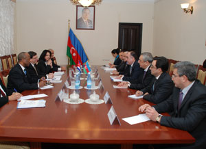 bakida-azerbaycan-ve-kuba-xarici-isler-nazirleri-arasinda-gorus-kecirilib