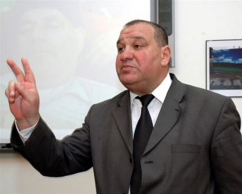 elcin-behbudov-ve-hemkari-tecridxanadaki-veziyyeti-terifledi