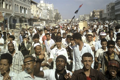 yemende-numayisler-ara-vermir