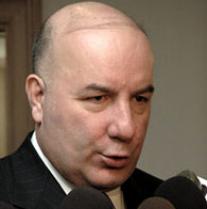 elman-rustemov-merkezi-bankin-hansisa-banklari-baglamaq-plani-yoxdur