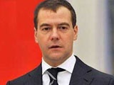 medvedev-vagzal-ve-aeroportlari-gezir