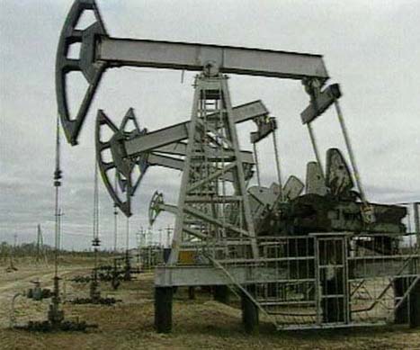 azerbaycan-dovlet-neft-fondunda-azi-100-mln-dollar-nagd-sekilde-saxlanmalidir