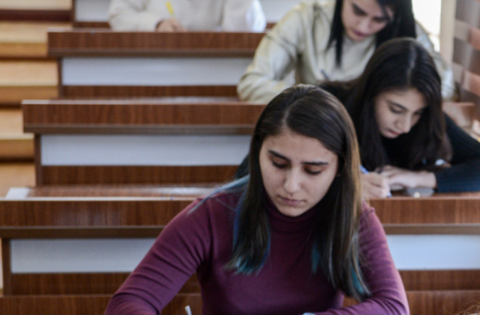 kolleclerin-bos-qalan-plan-yerlerine-qebul-elan-edilib