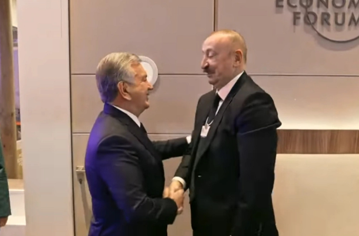 prezident-ilham-eliyev-davosda-bir-sira-olkelerin-liderleri-ile-gorusub