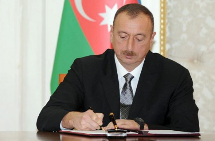 prezident-efv-serencami-imzaladi-siyahi
